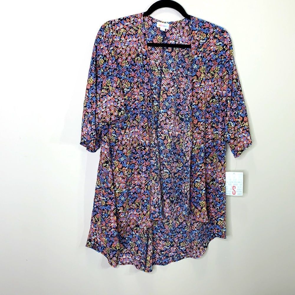 LuLaRoe small Lindsay kimono patterned fits size 0-8 NWT (h1)